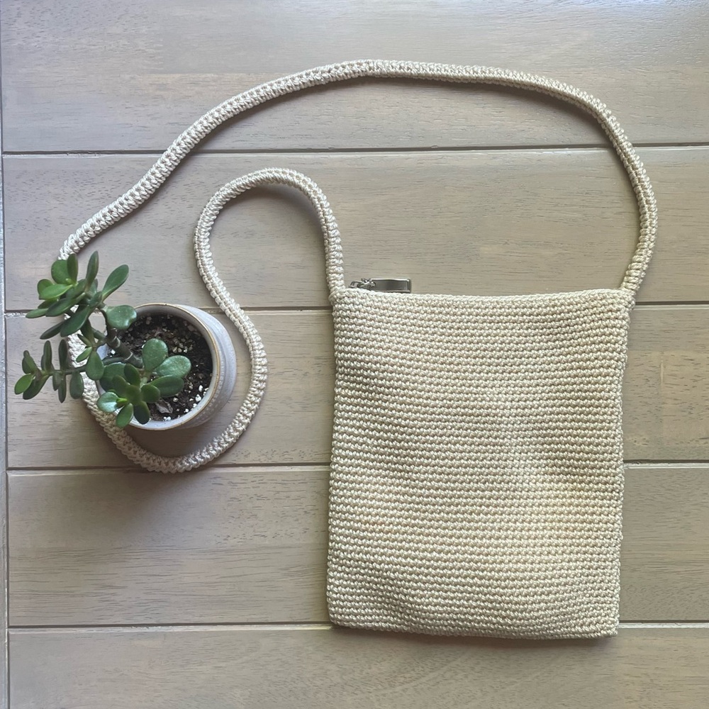 Boho vintage cream knitted crossbody bag purse